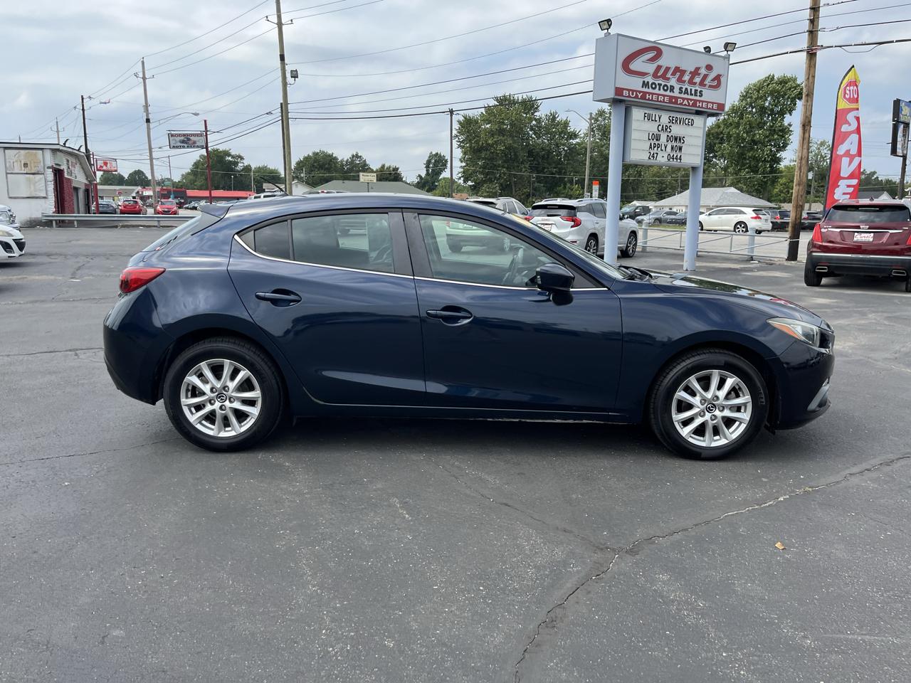 Mazda MAZDA3 i Touring AT 5-Door 2016