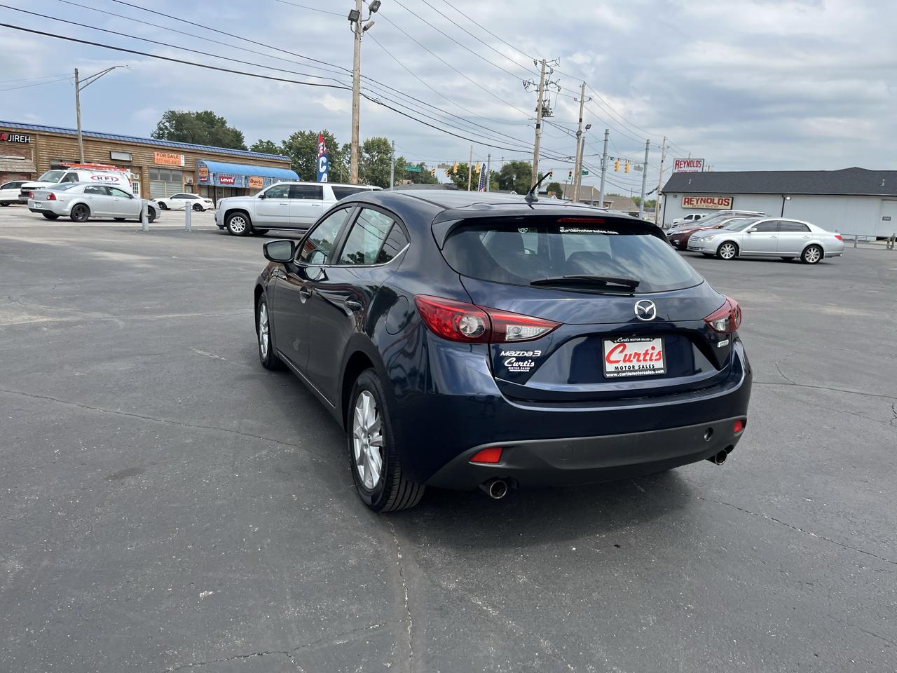 Mazda MAZDA3 i Touring AT 5-Door 2016
