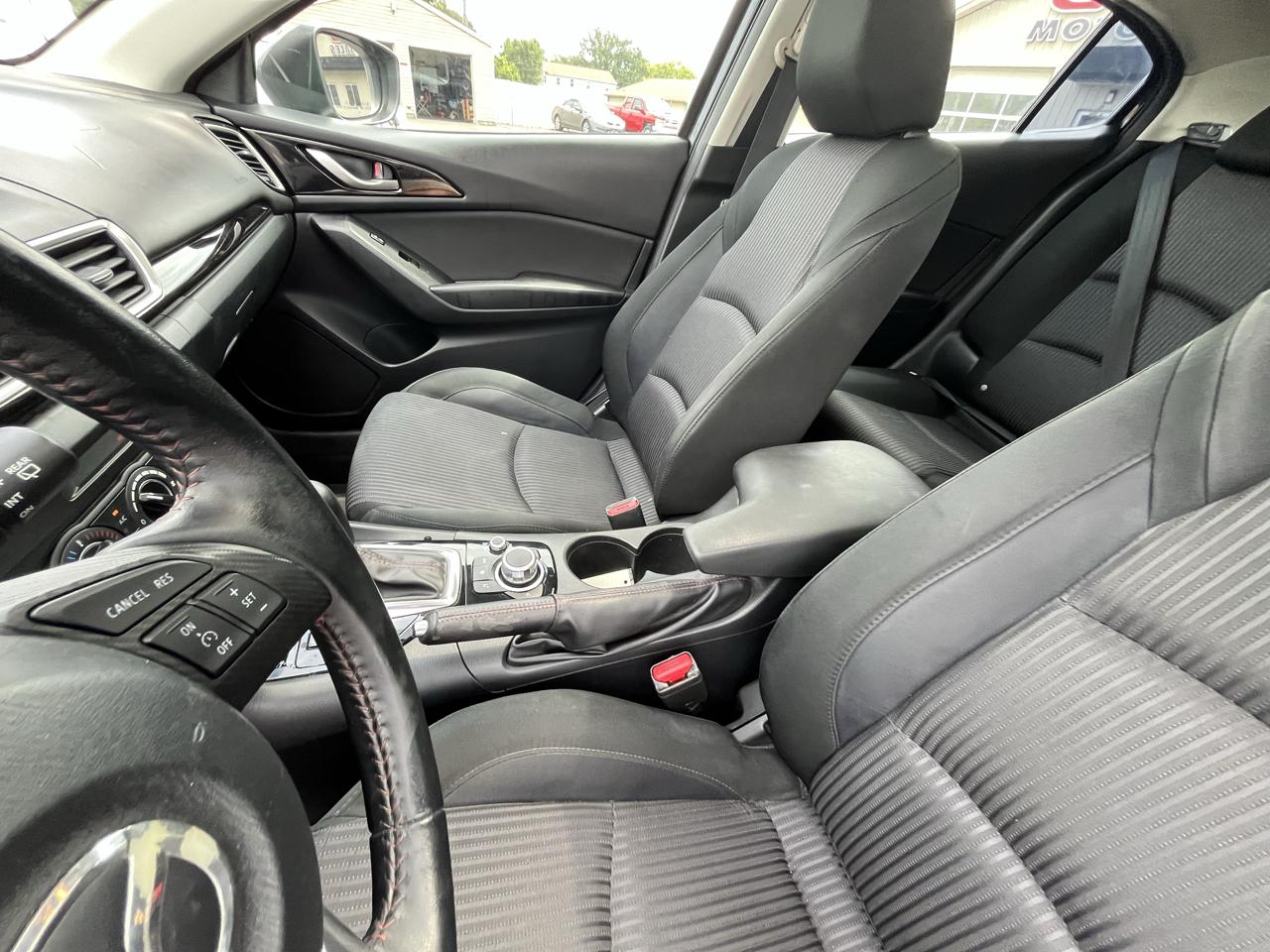 Mazda MAZDA3 i Touring AT 5-Door 2016