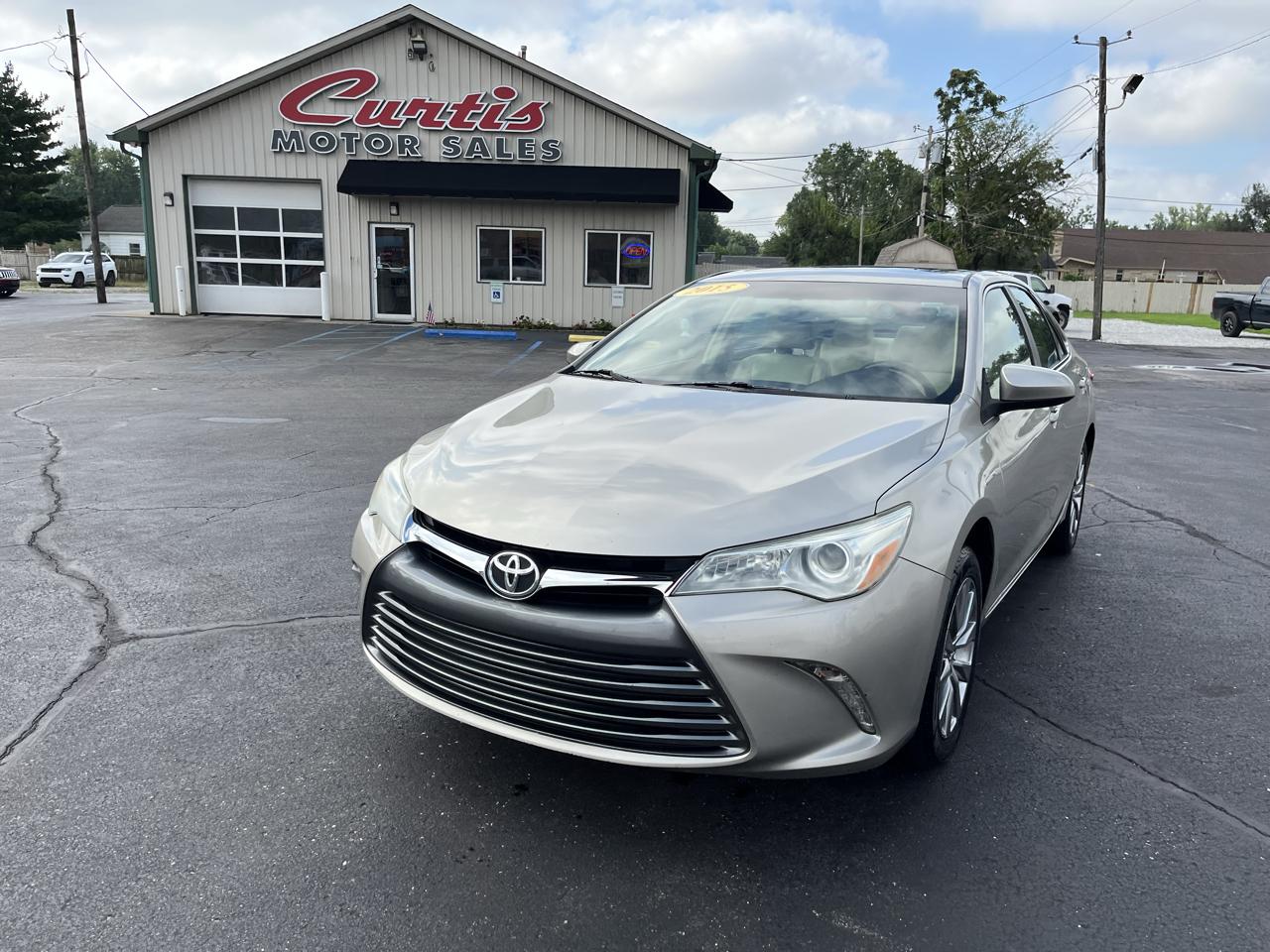 Toyota Camry SE 2015