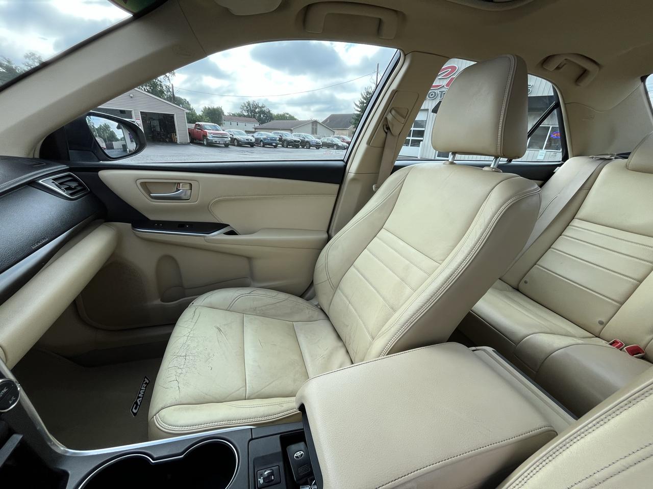 Toyota Camry SE 2015