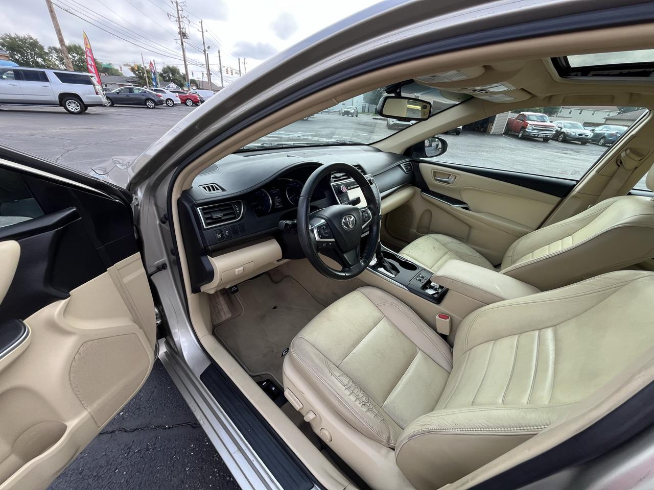 Toyota Camry SE 2015