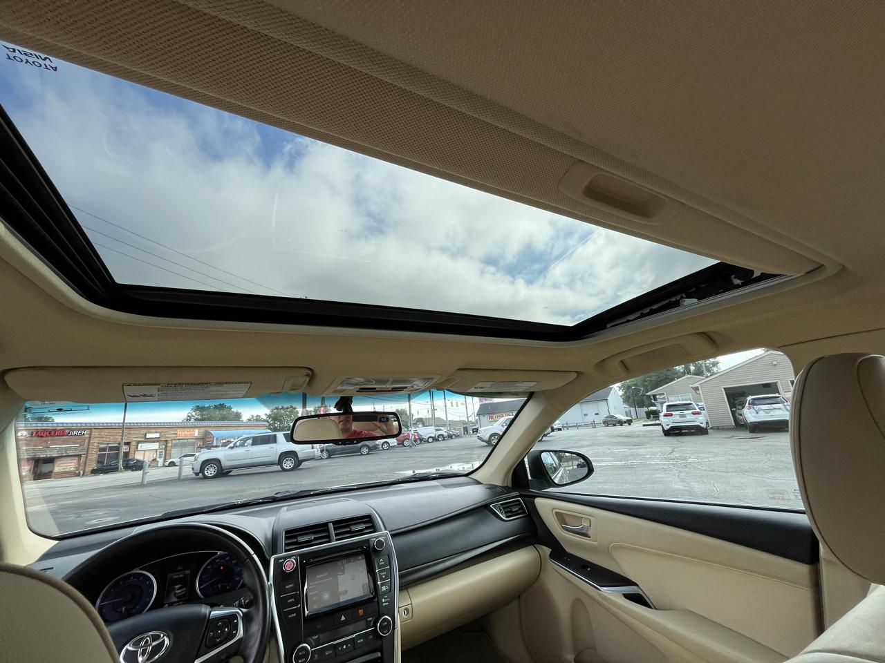 Toyota Camry SE 2015