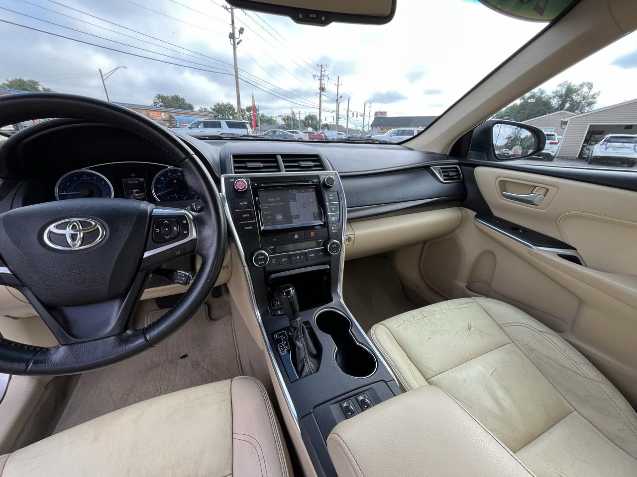 Toyota Camry SE 2015
