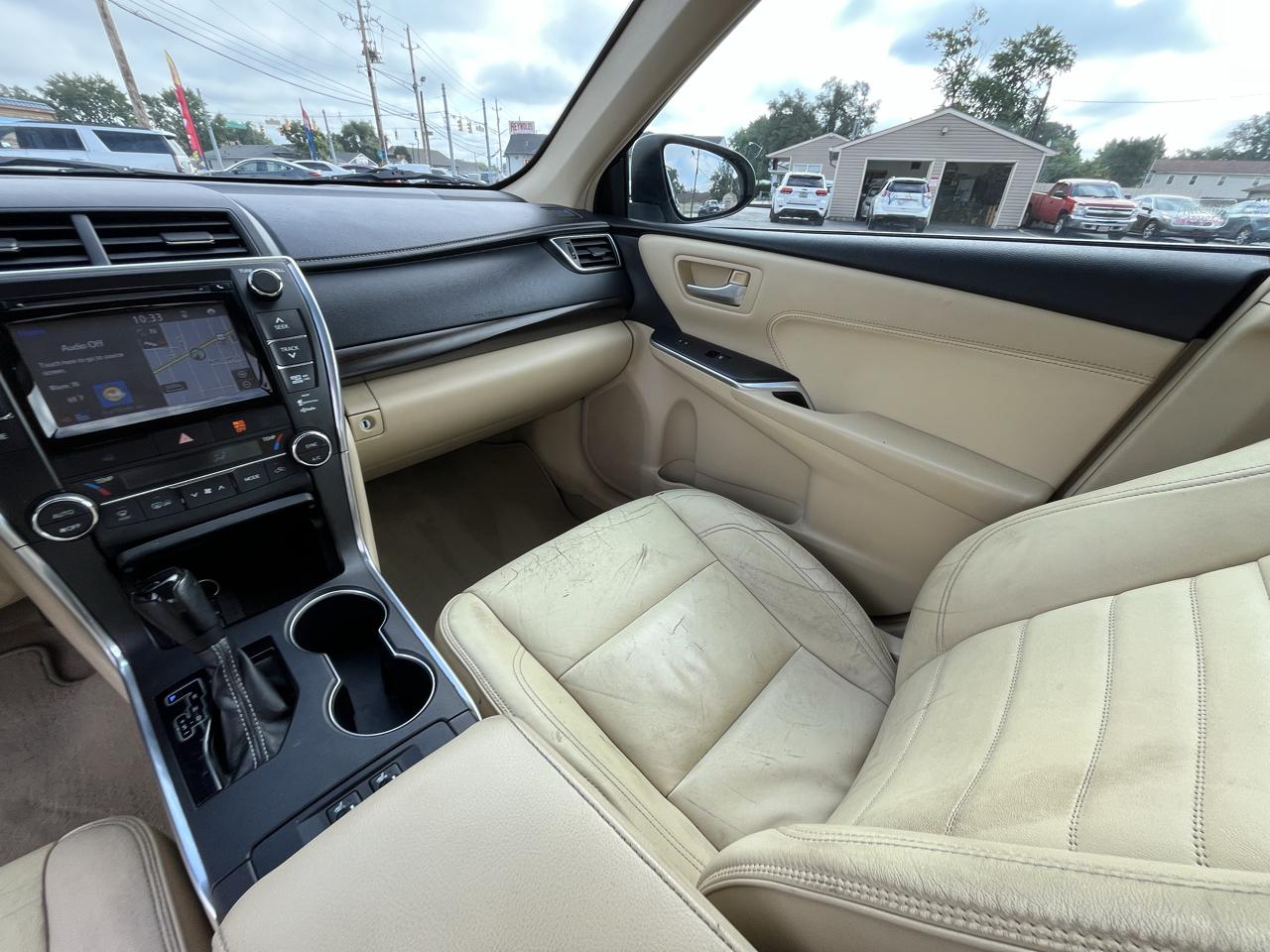 Toyota Camry SE 2015