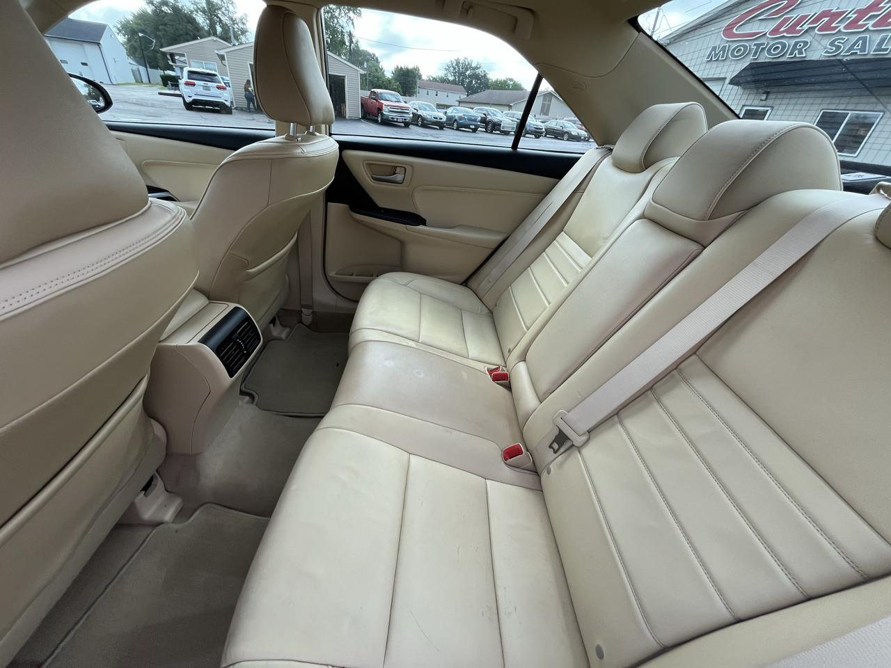 Toyota Camry SE 2015