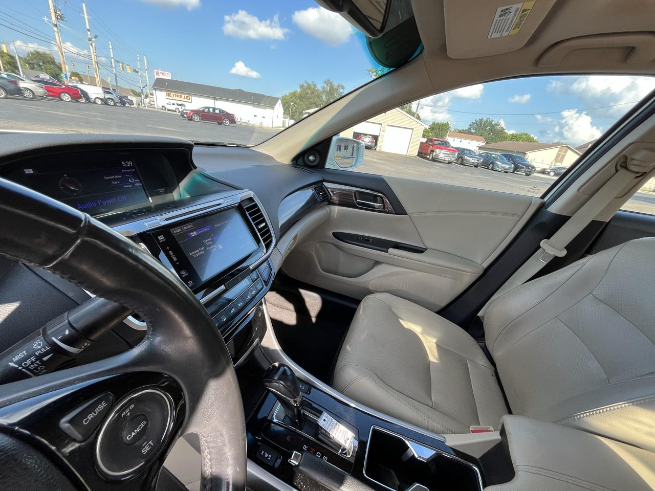 Honda Accord EX-L Sedan V6 6-Spd AT 2017
