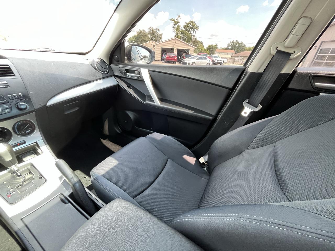 Mazda MAZDA3 s Grand Touring 4-Door 2010