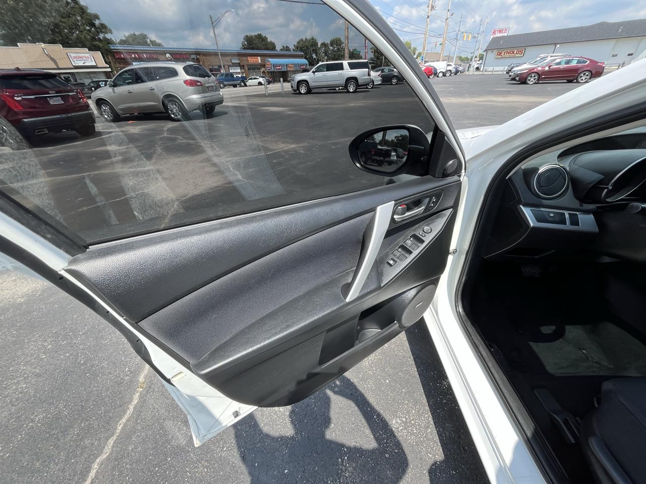 Mazda MAZDA3 s Grand Touring 4-Door 2010
