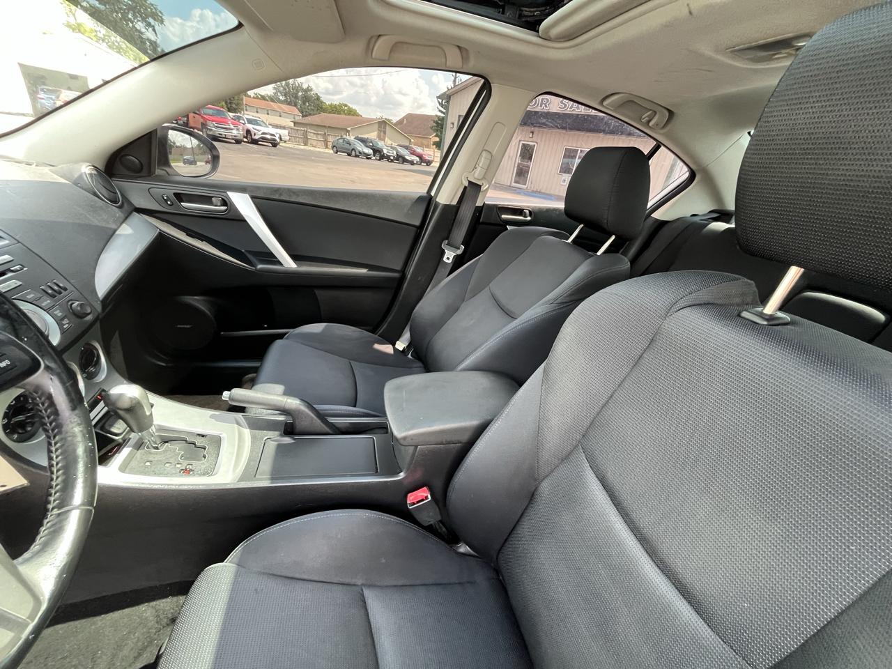 Mazda MAZDA3 s Grand Touring 4-Door 2010