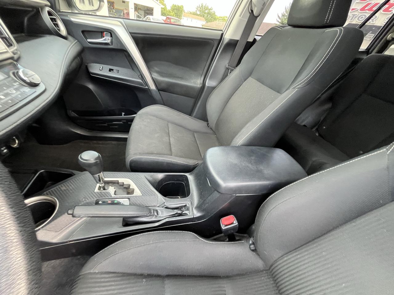 Toyota RAV4 XLE AWD 2014