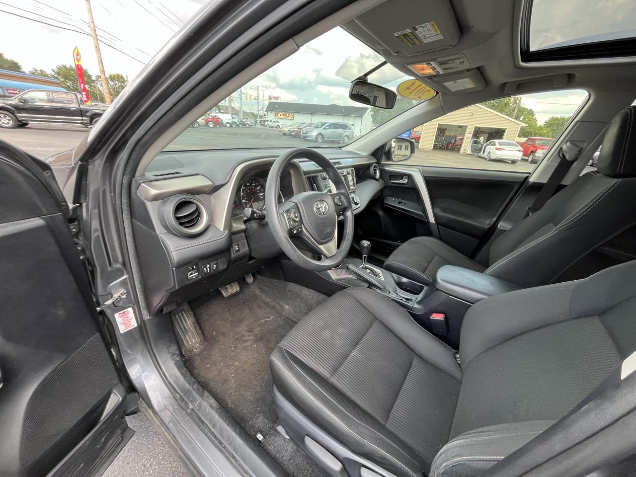 Toyota RAV4 XLE AWD 2014