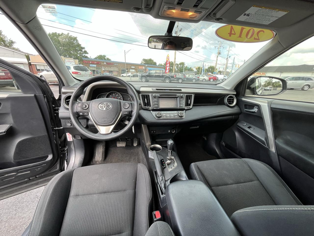 Toyota RAV4 XLE AWD 2014