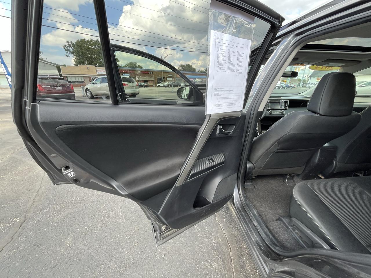 Toyota RAV4 XLE AWD 2014