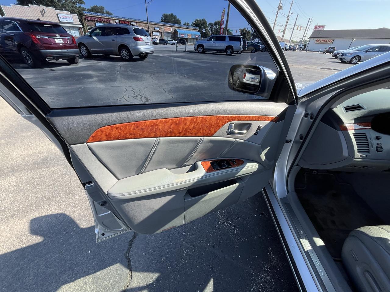 Toyota Avalon Limited 2007