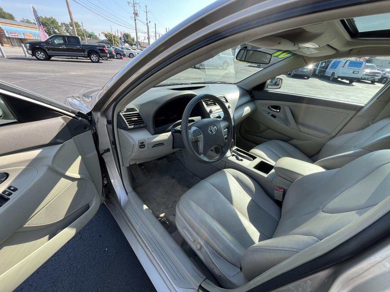 Toyota Camry LE 2007