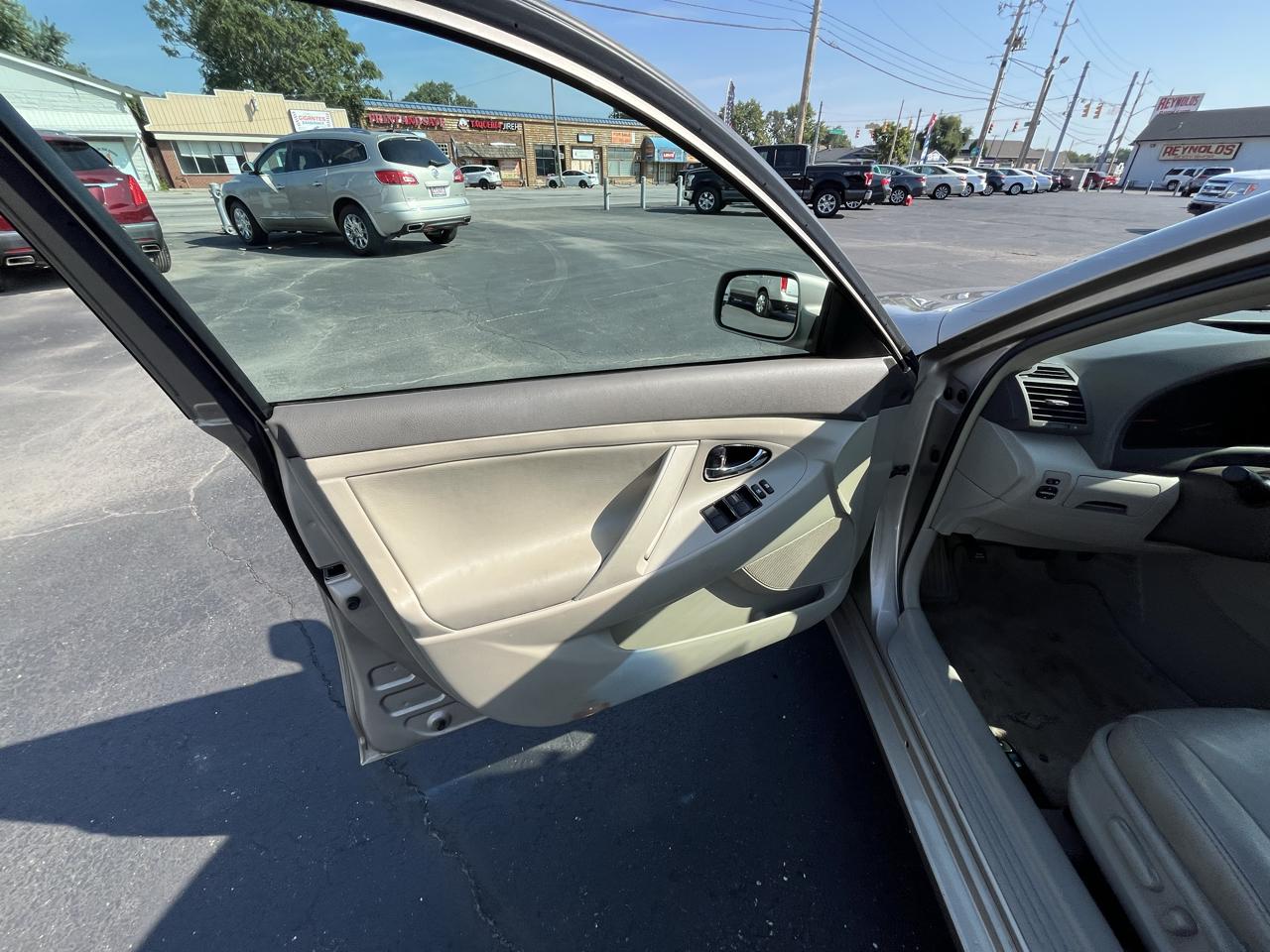 Toyota Camry LE 2007