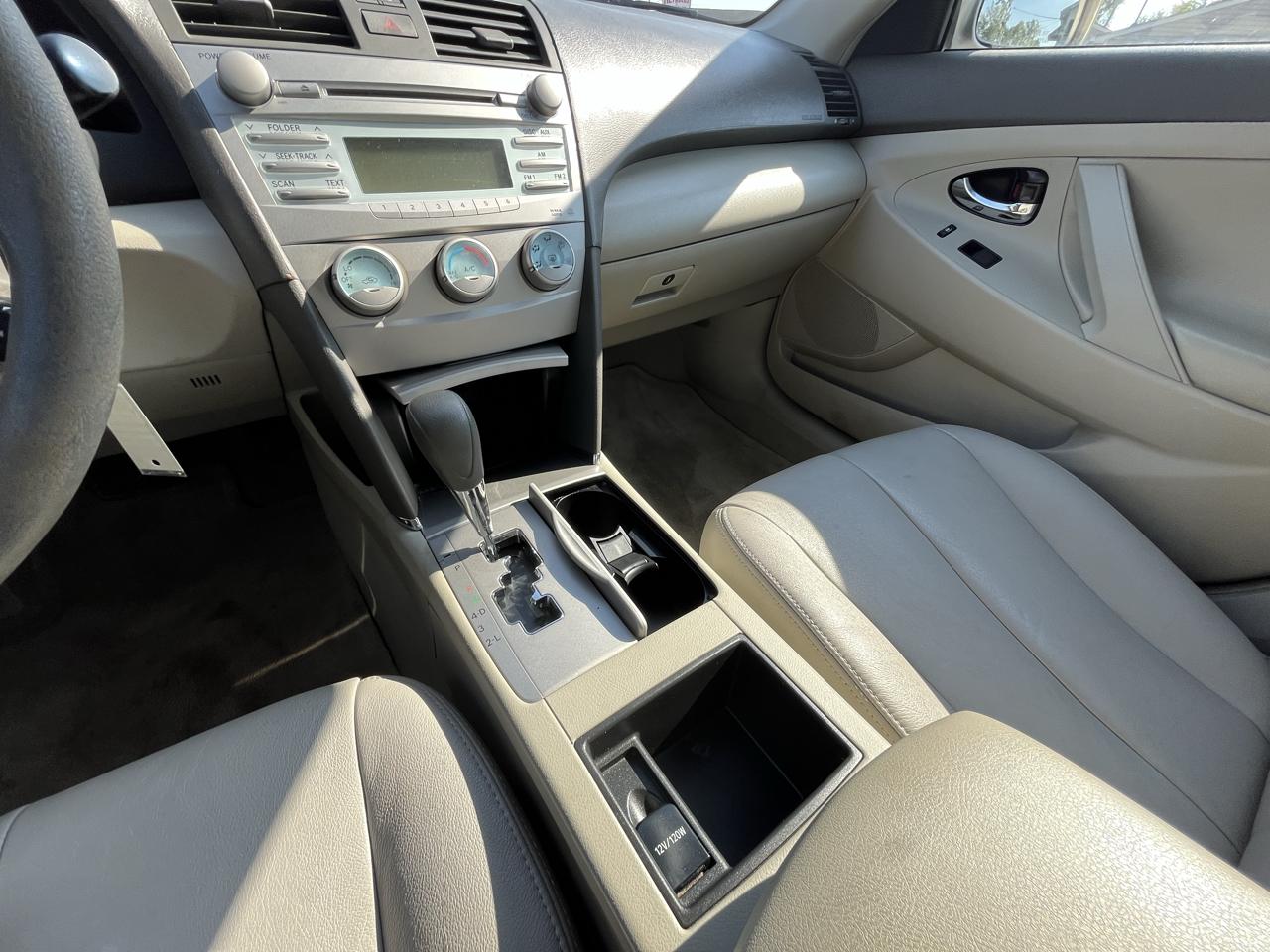 Toyota Camry LE 2007
