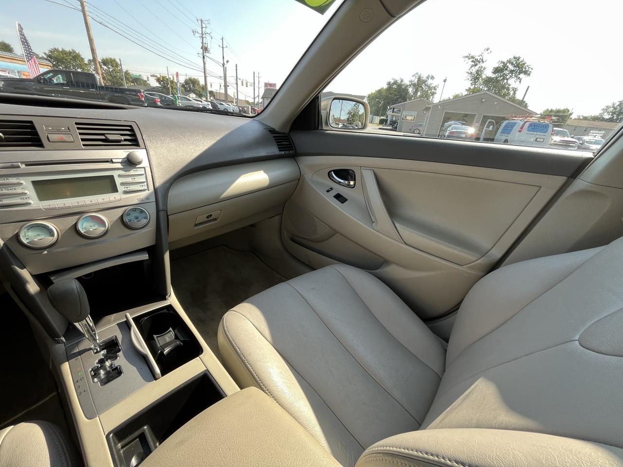 Toyota Camry LE 2007