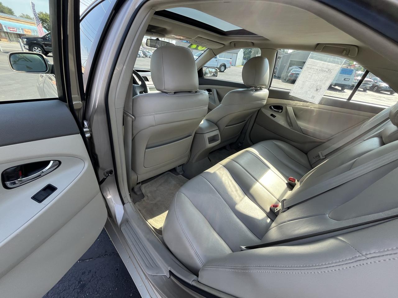 Toyota Camry LE 2007