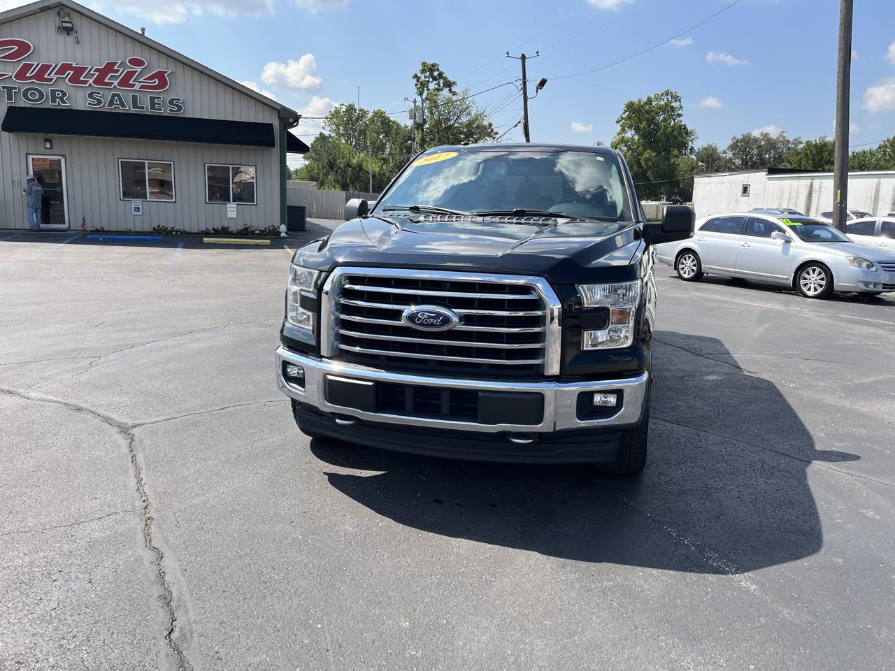 Ford F-150 XLT 4WD SuperCrew 5.5' Box 2017
