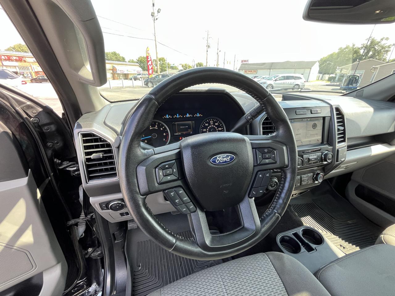 Ford F-150 XLT 4WD SuperCrew 5.5' Box 2017