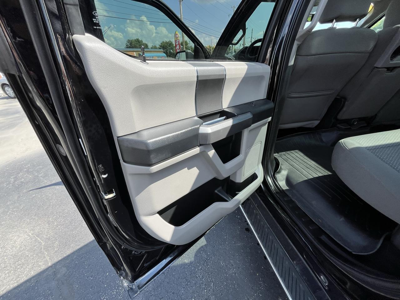 Ford F-150 XLT 4WD SuperCrew 5.5' Box 2017