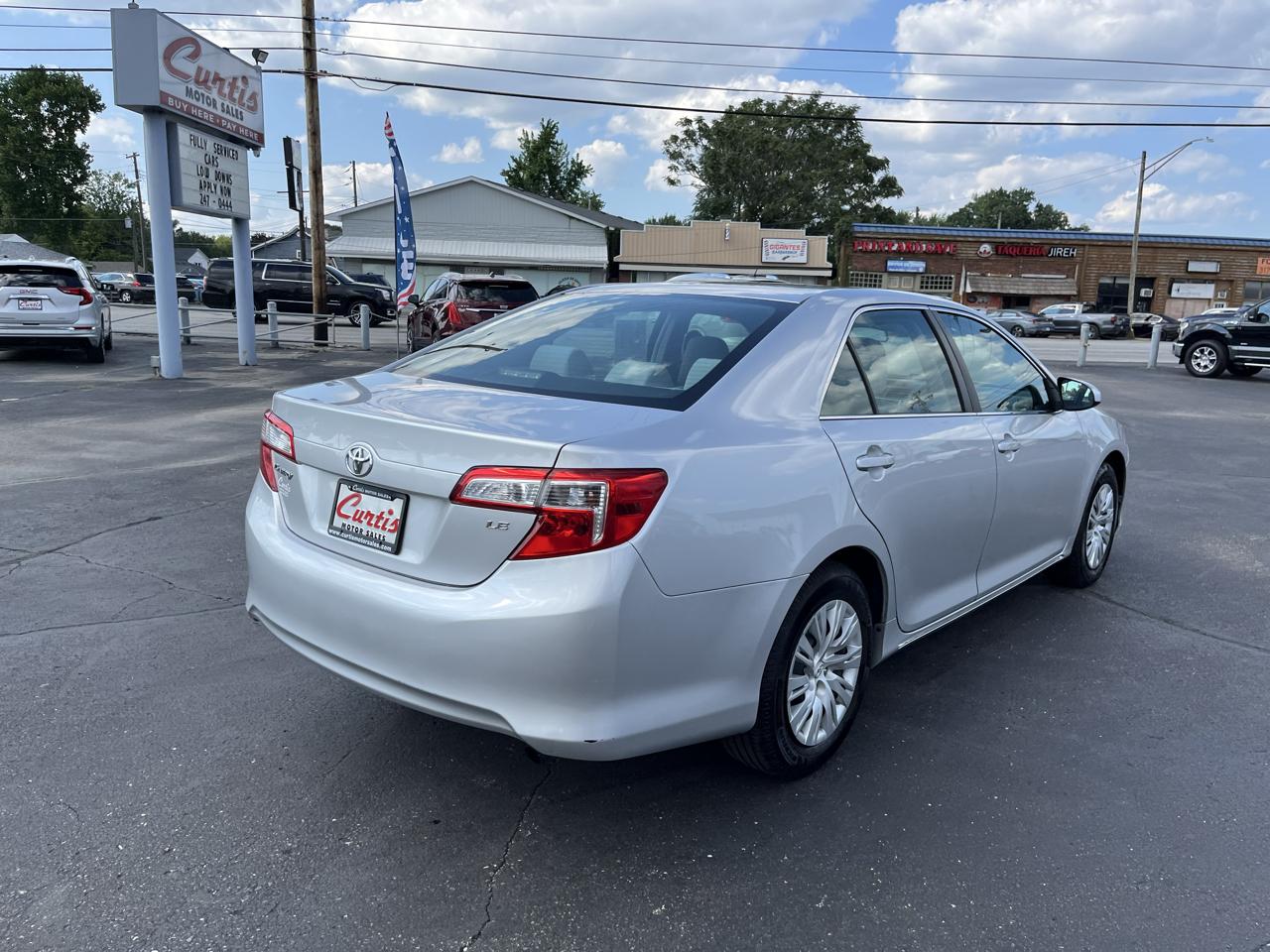 Toyota Camry XLE 2013
