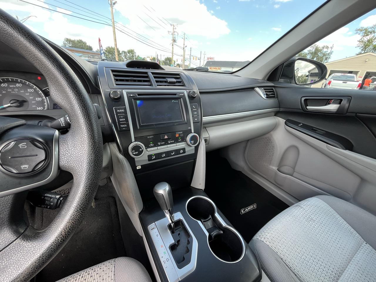 Toyota Camry XLE 2013