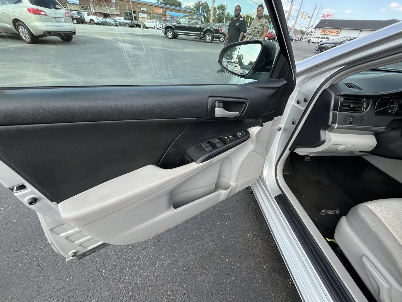 Toyota Camry XLE 2013