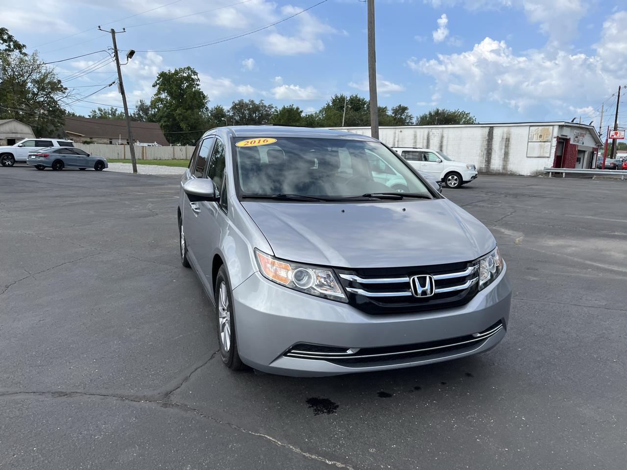 Honda Odyssey SE 2016