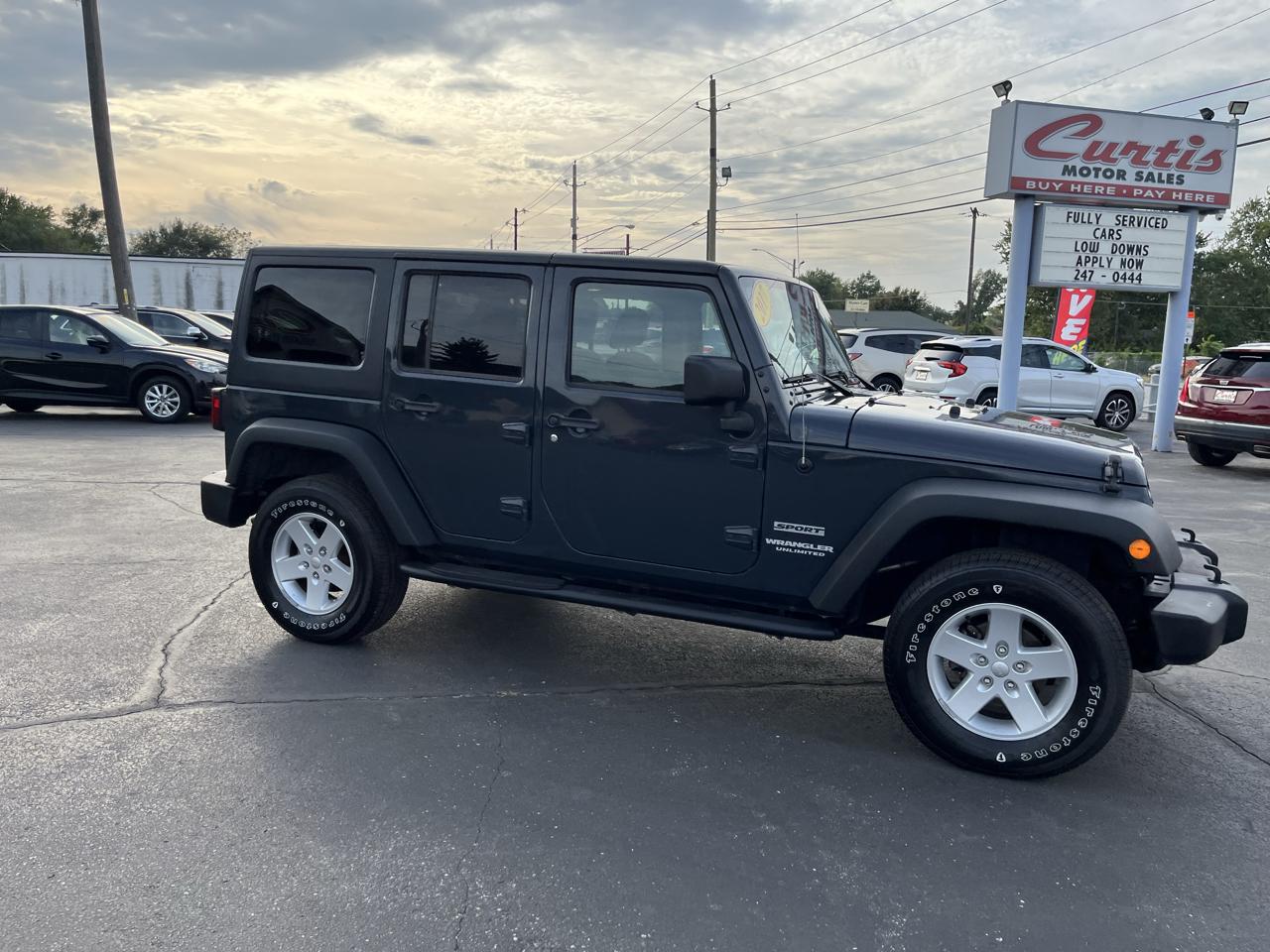 Jeep Wrangler Unlimited Sport 4WD 2017