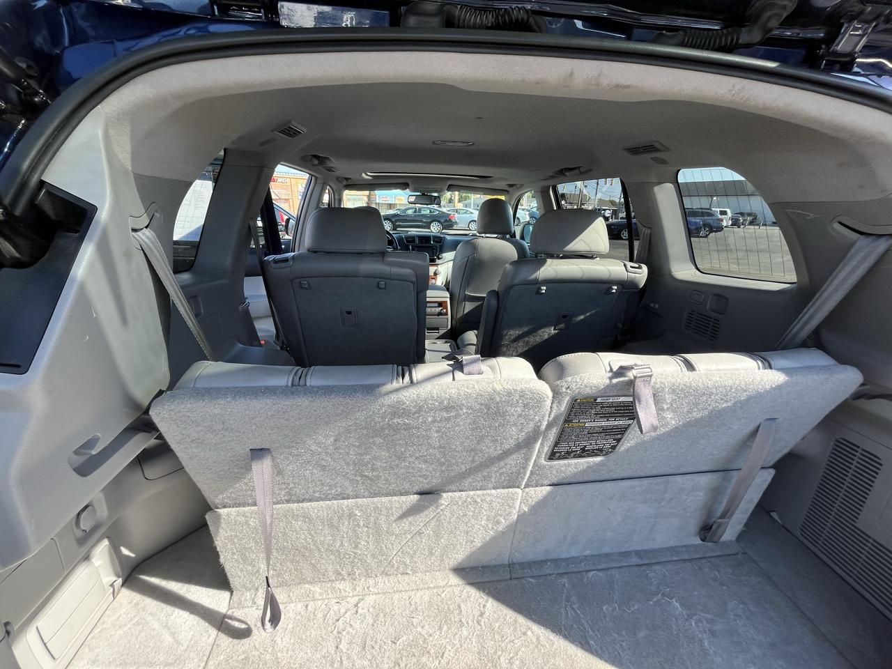 Toyota Highlander Limited 2WD 2013