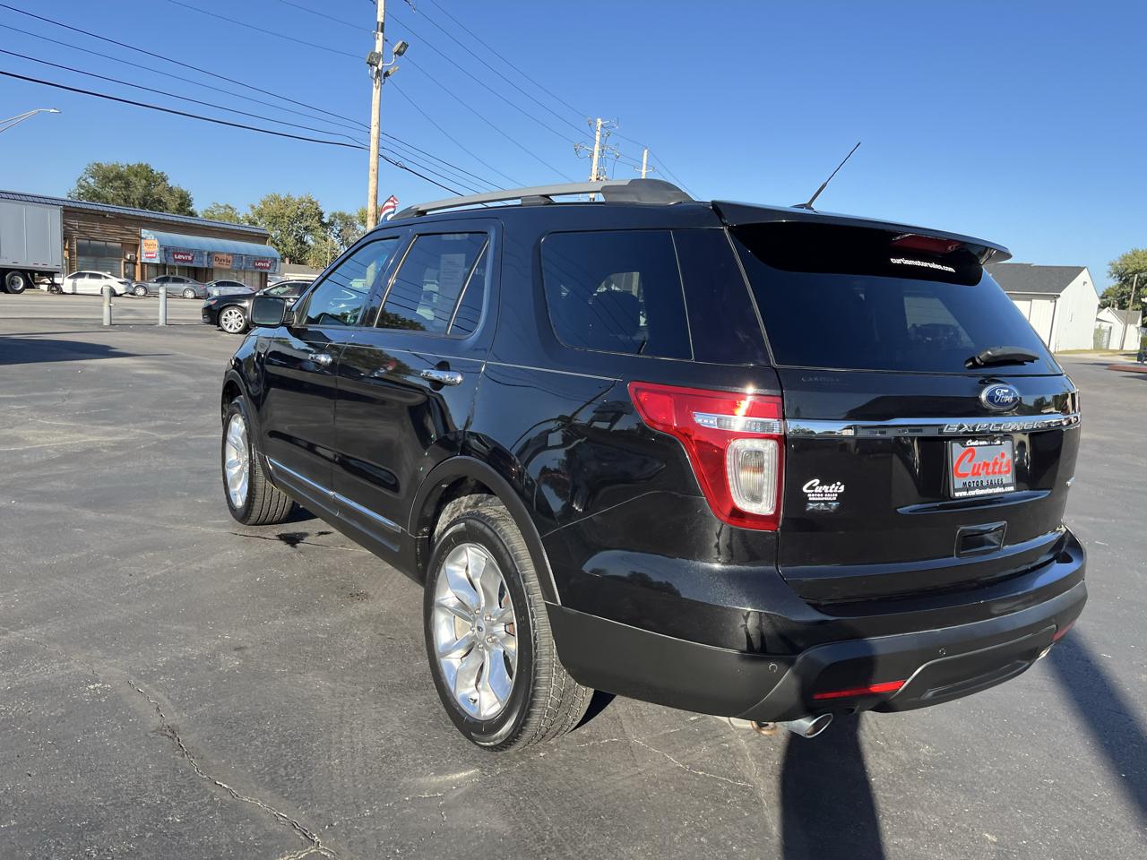 Ford Explorer XLT 4WD 2015