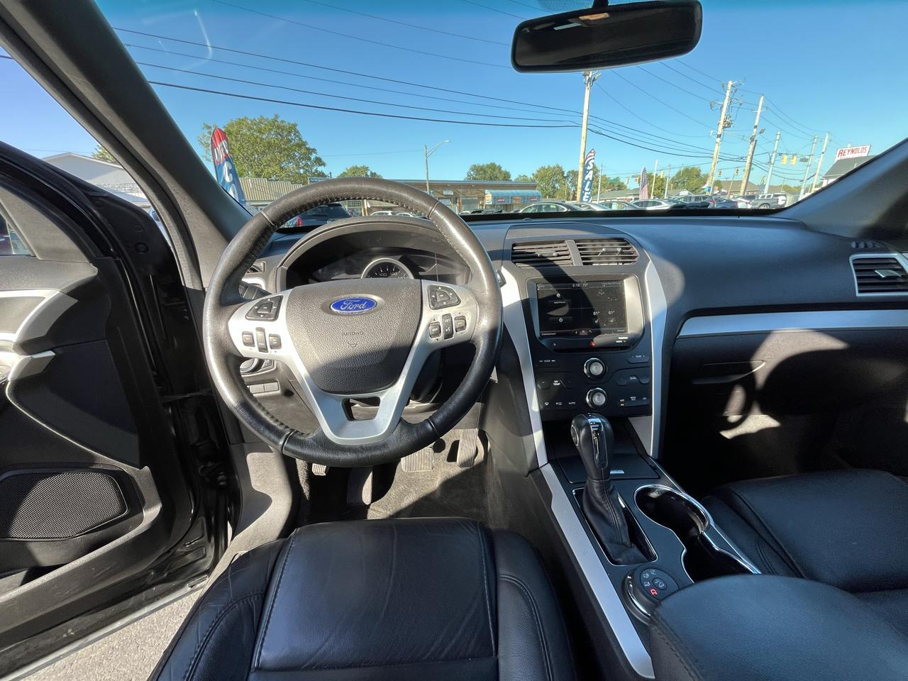 Ford Explorer XLT 4WD 2015