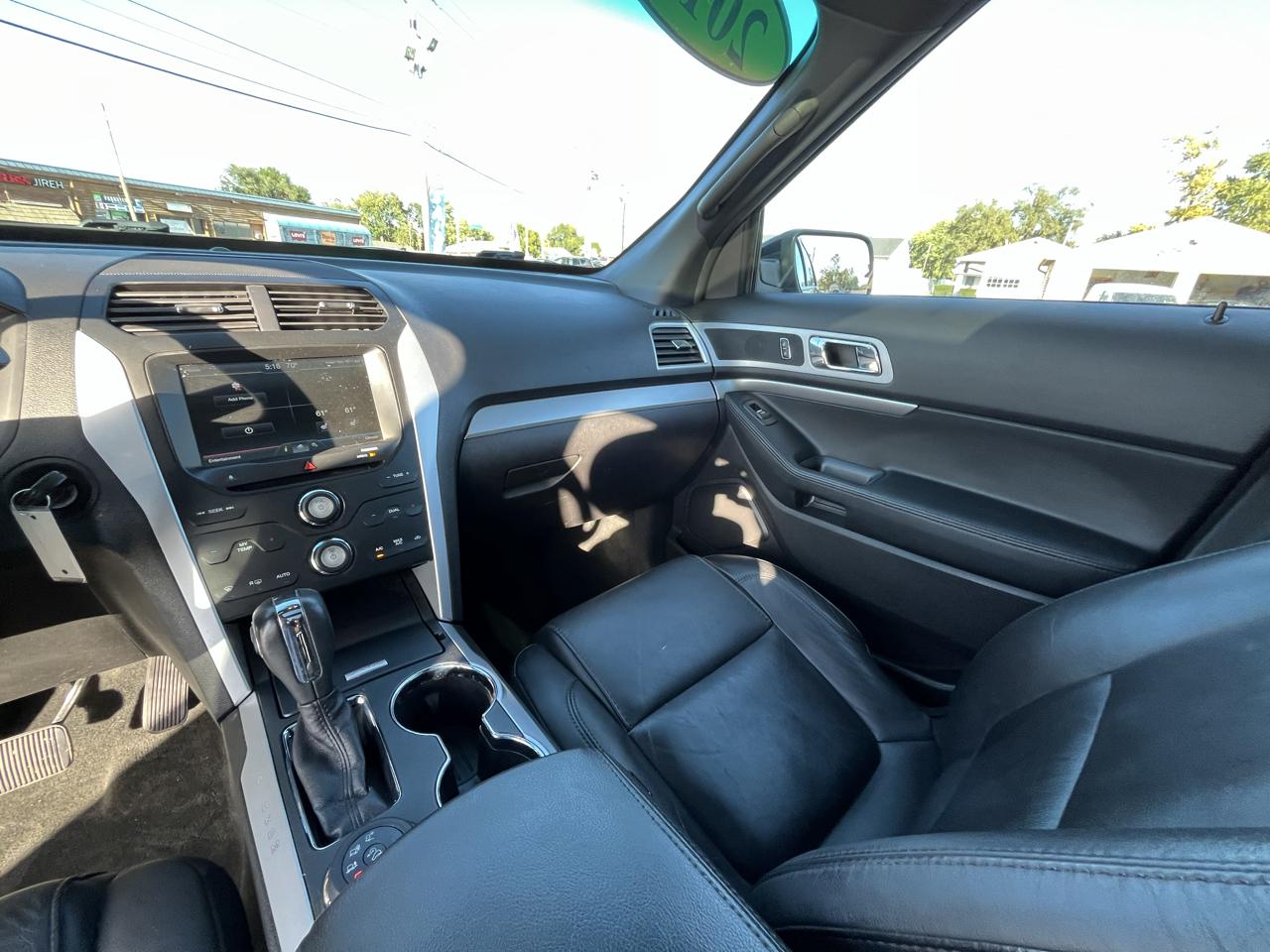 Ford Explorer XLT 4WD 2015