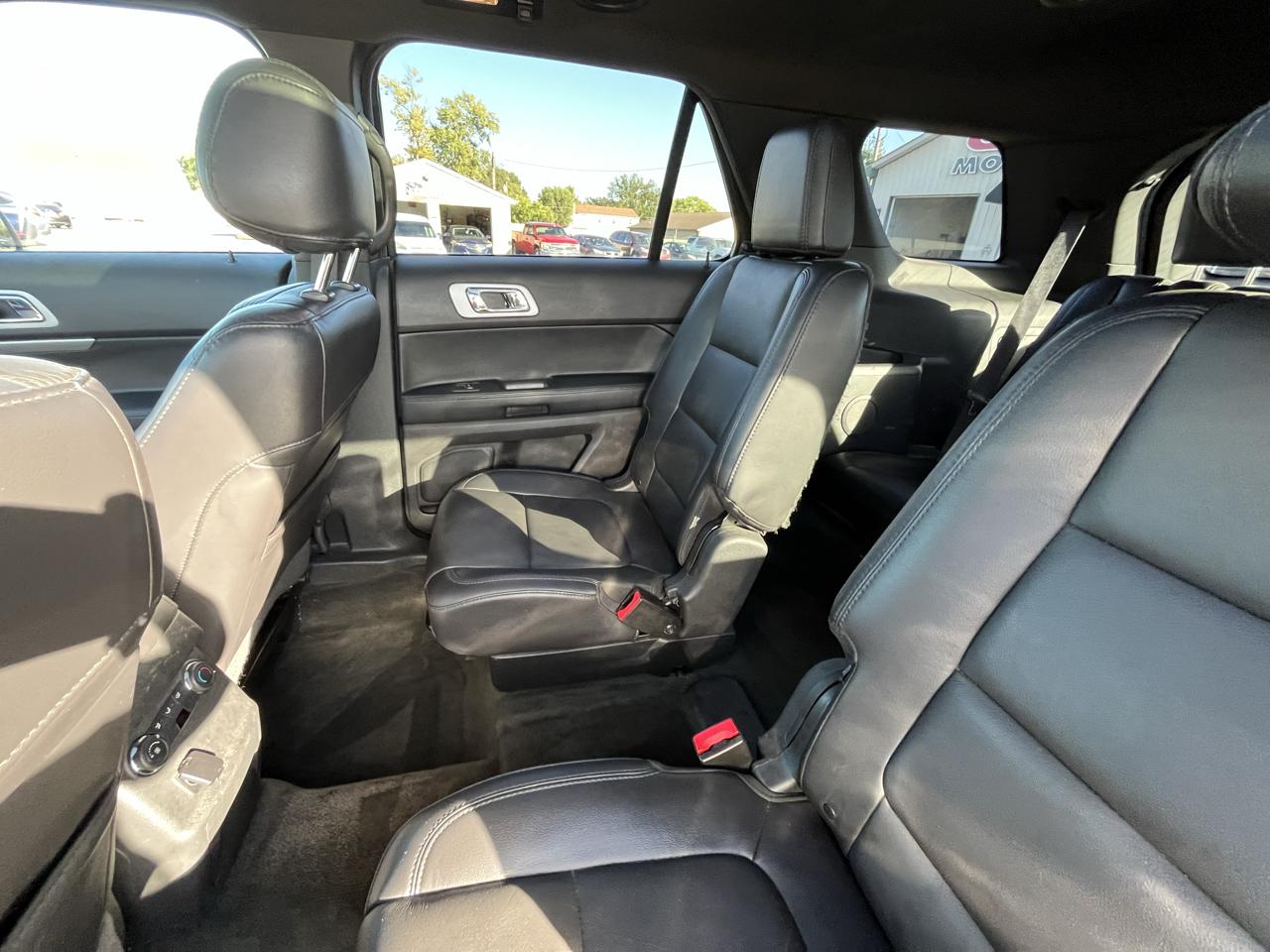 Ford Explorer XLT 4WD 2015