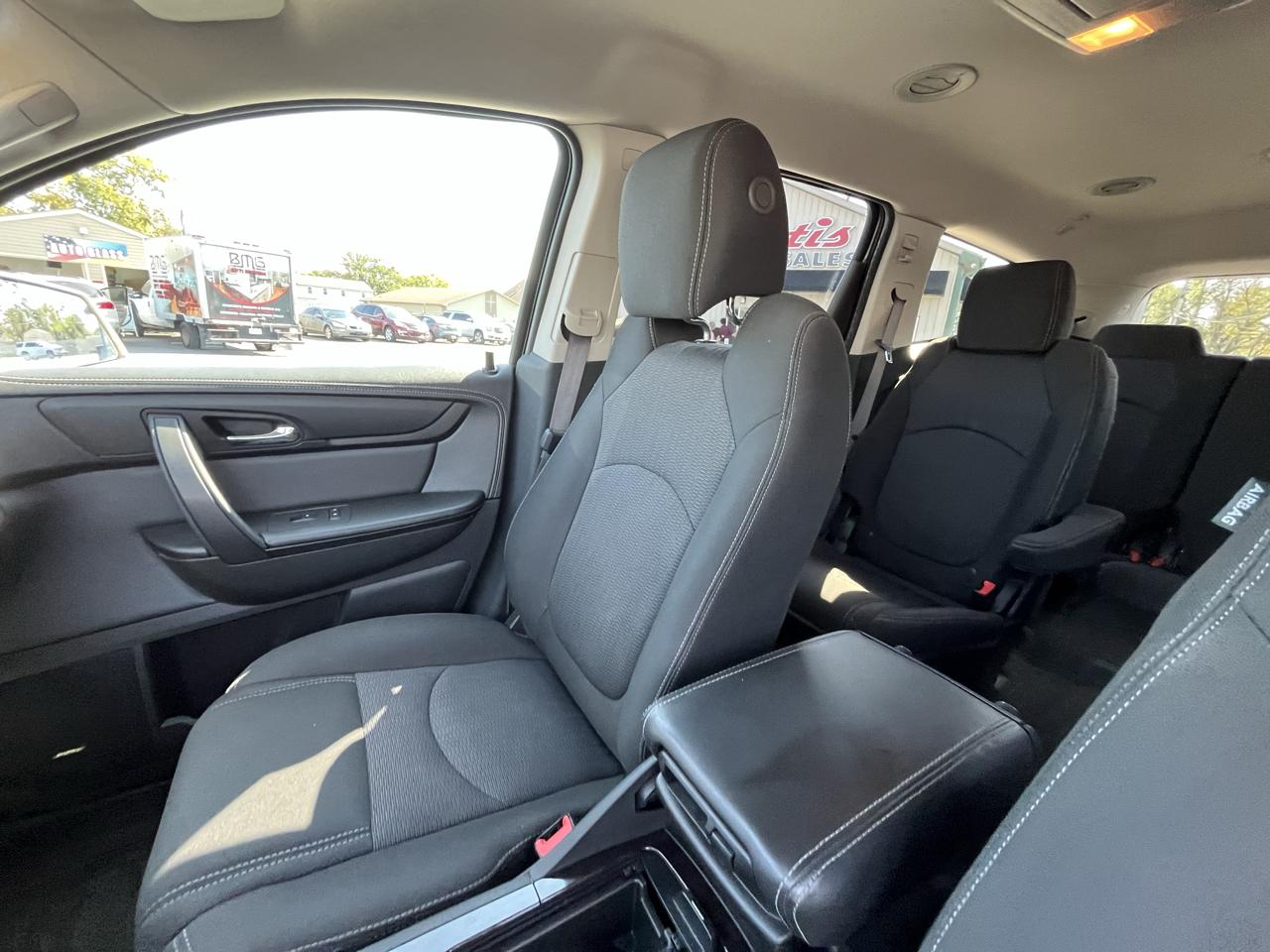 Chevrolet Traverse 1LT FWD 2015