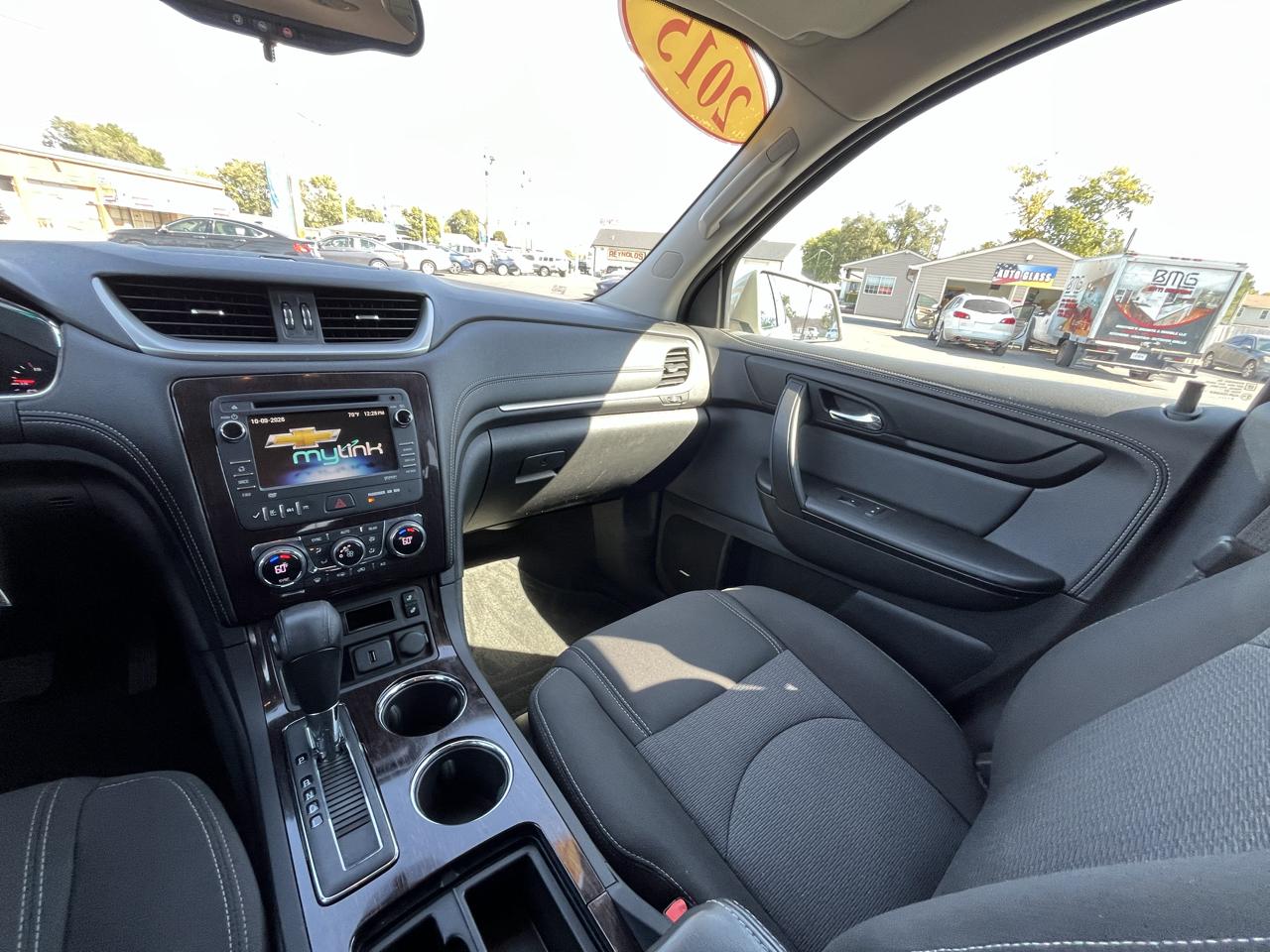 Chevrolet Traverse 1LT FWD 2015