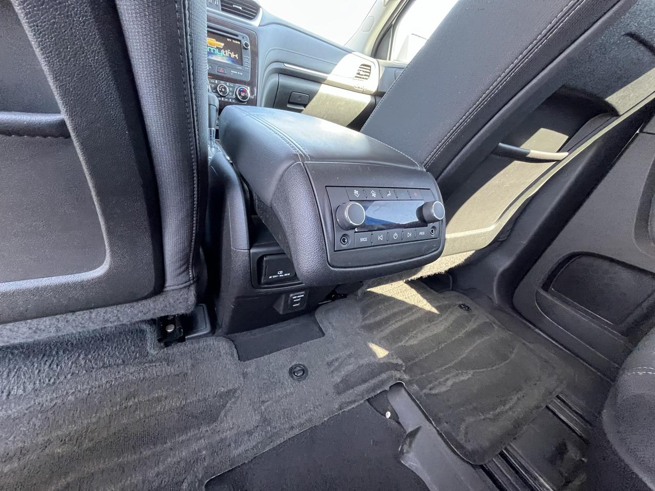 Chevrolet Traverse 1LT FWD 2015