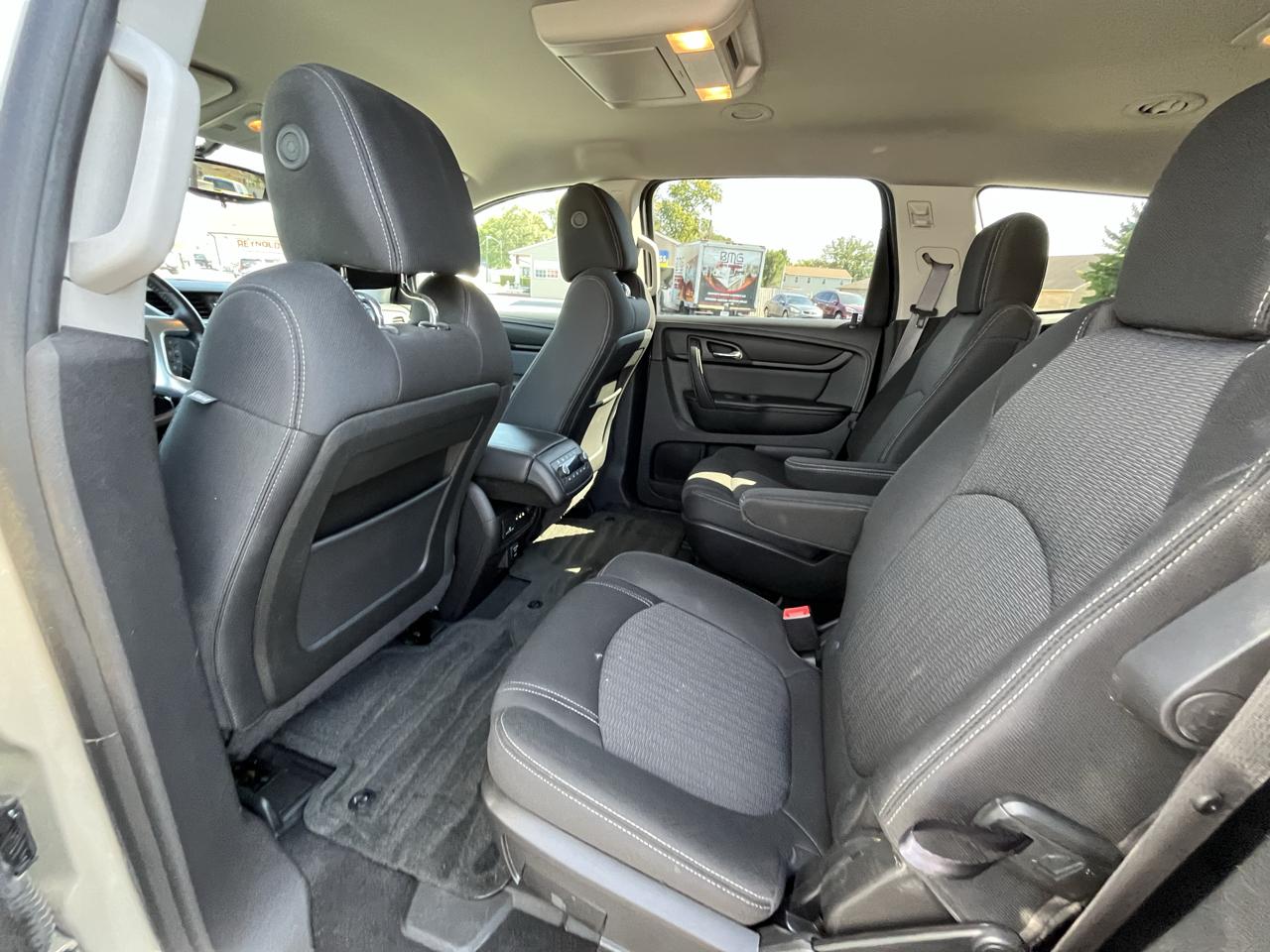 Chevrolet Traverse 1LT FWD 2015