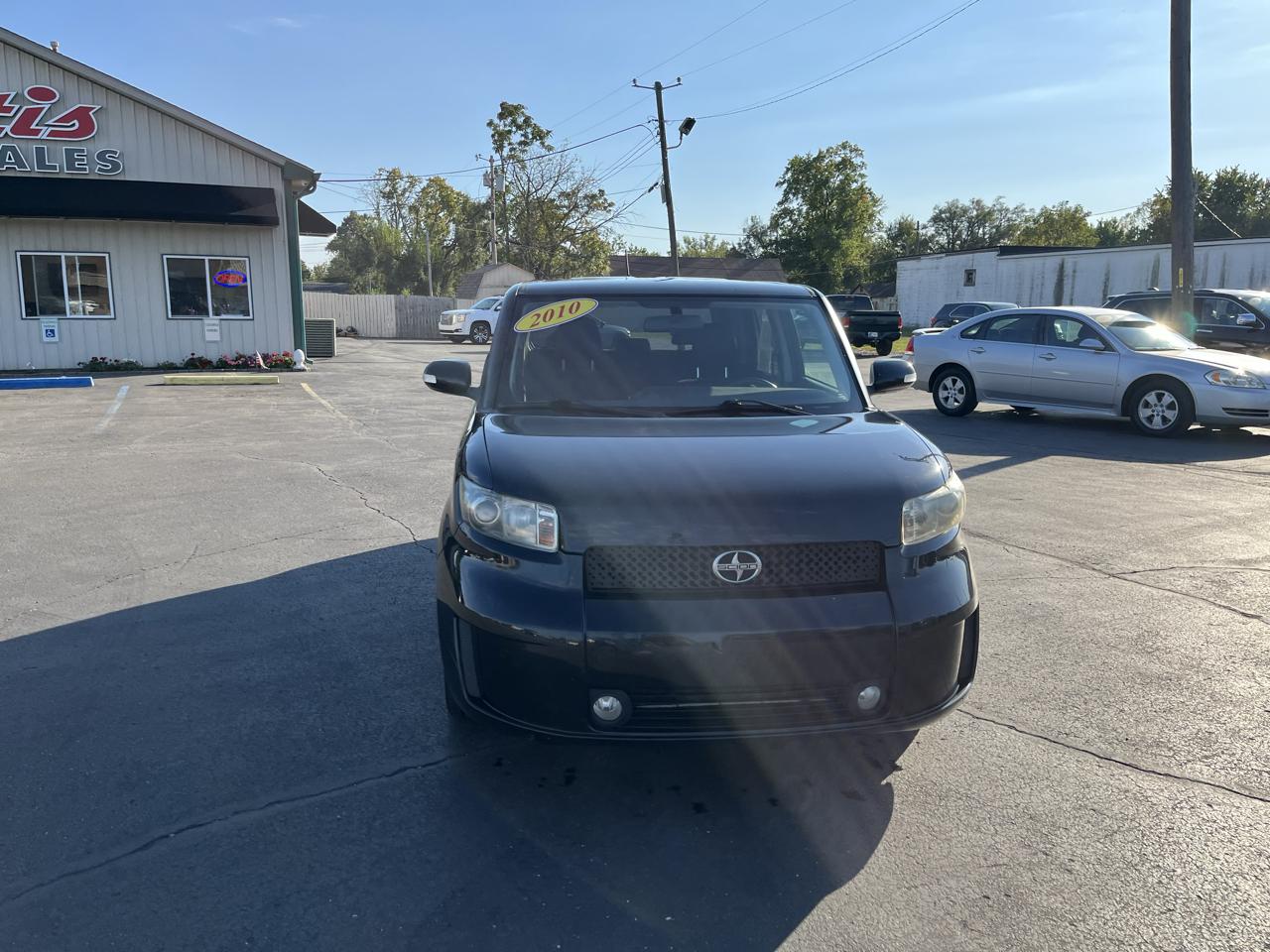 Scion xB 5-Door Wagon 4-Spd AT 2010