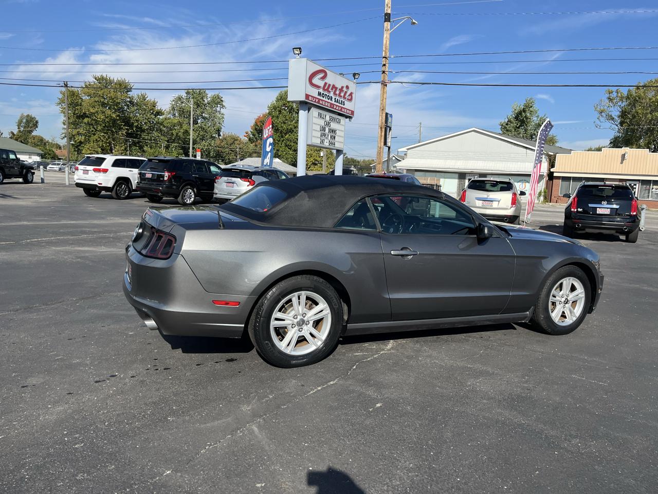 Ford Mustang V6 Convertible 2014