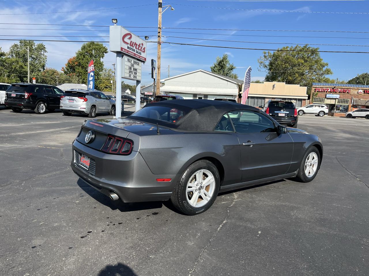 Ford Mustang V6 Convertible 2014