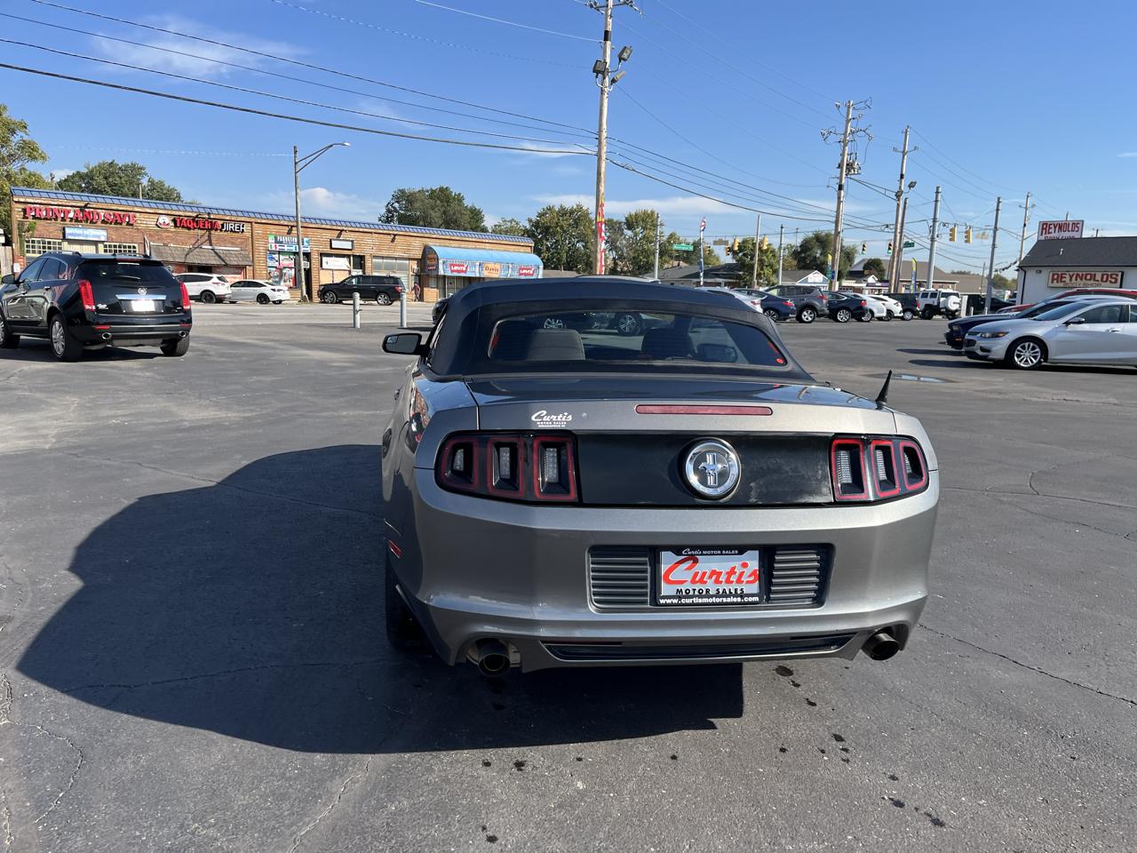 Ford Mustang V6 Convertible 2014