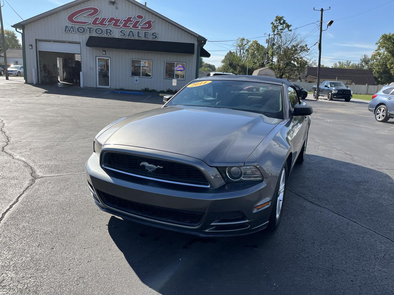 Ford Mustang V6 Convertible 2014