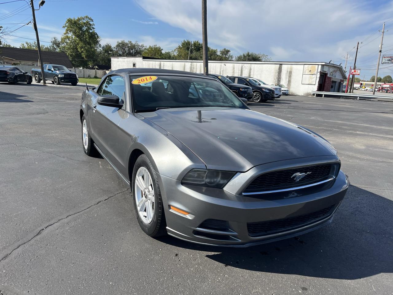 Ford Mustang V6 Convertible 2014