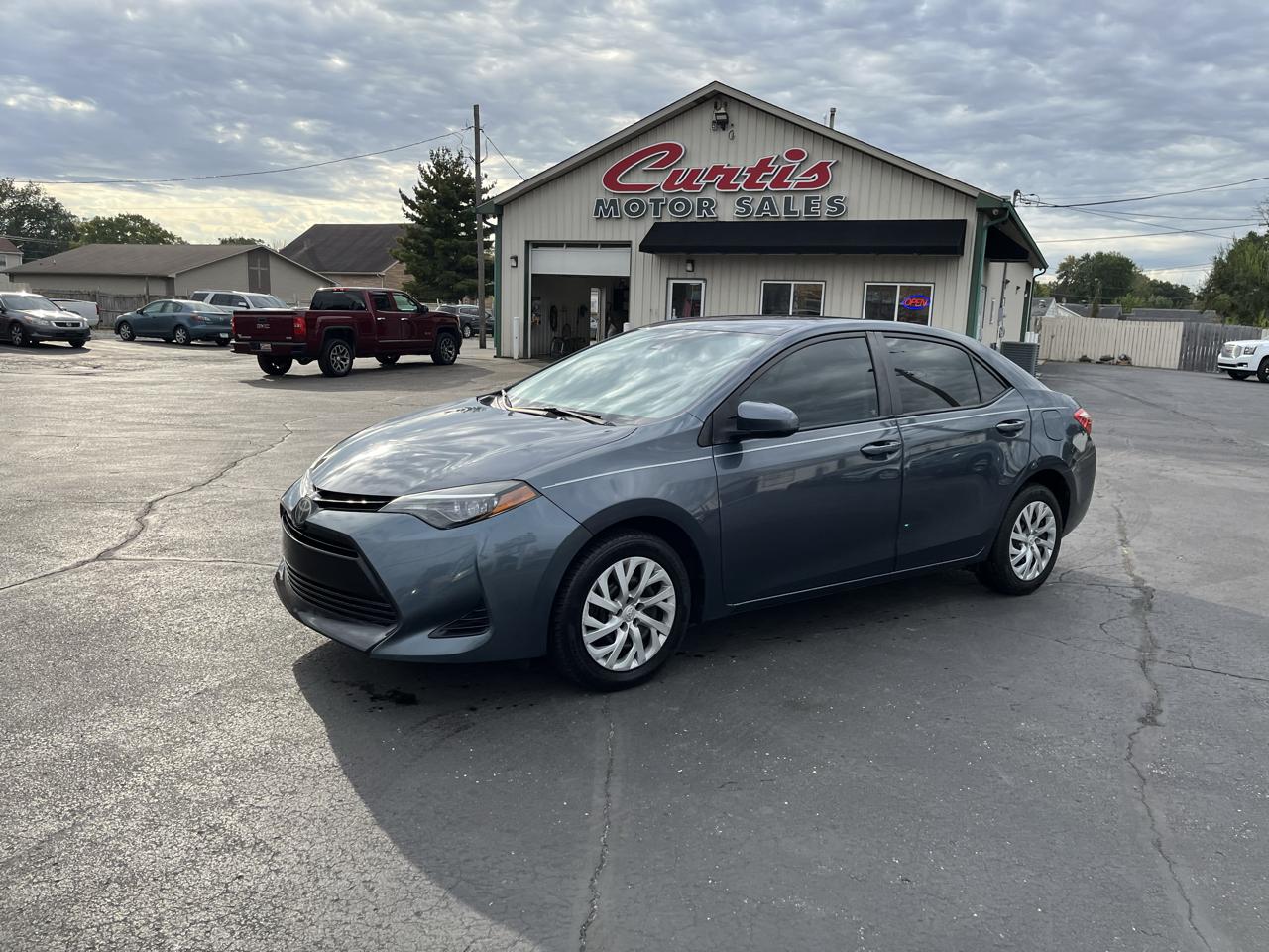 Toyota Corolla LE CVT 2017