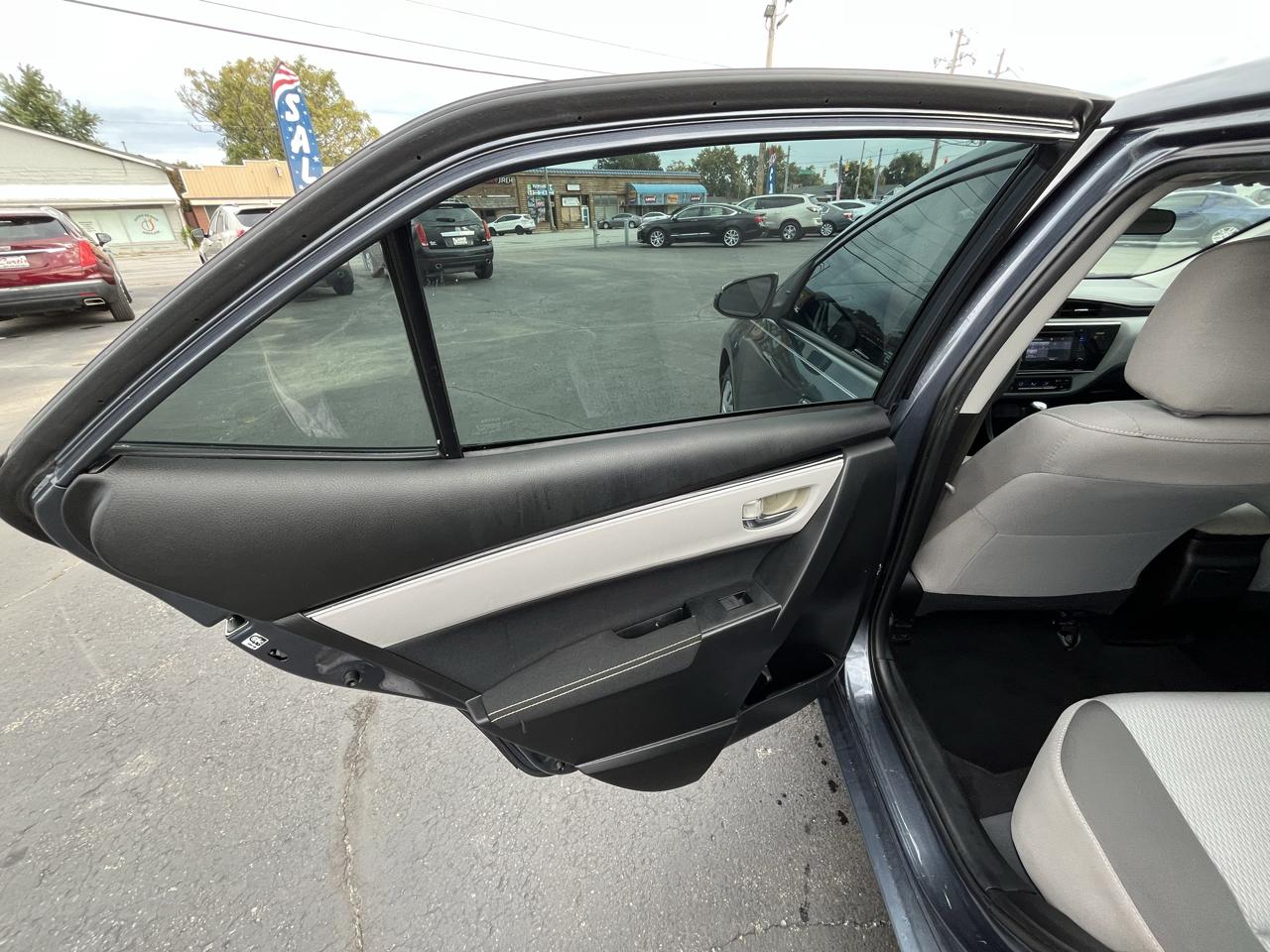 Toyota Corolla LE CVT 2017