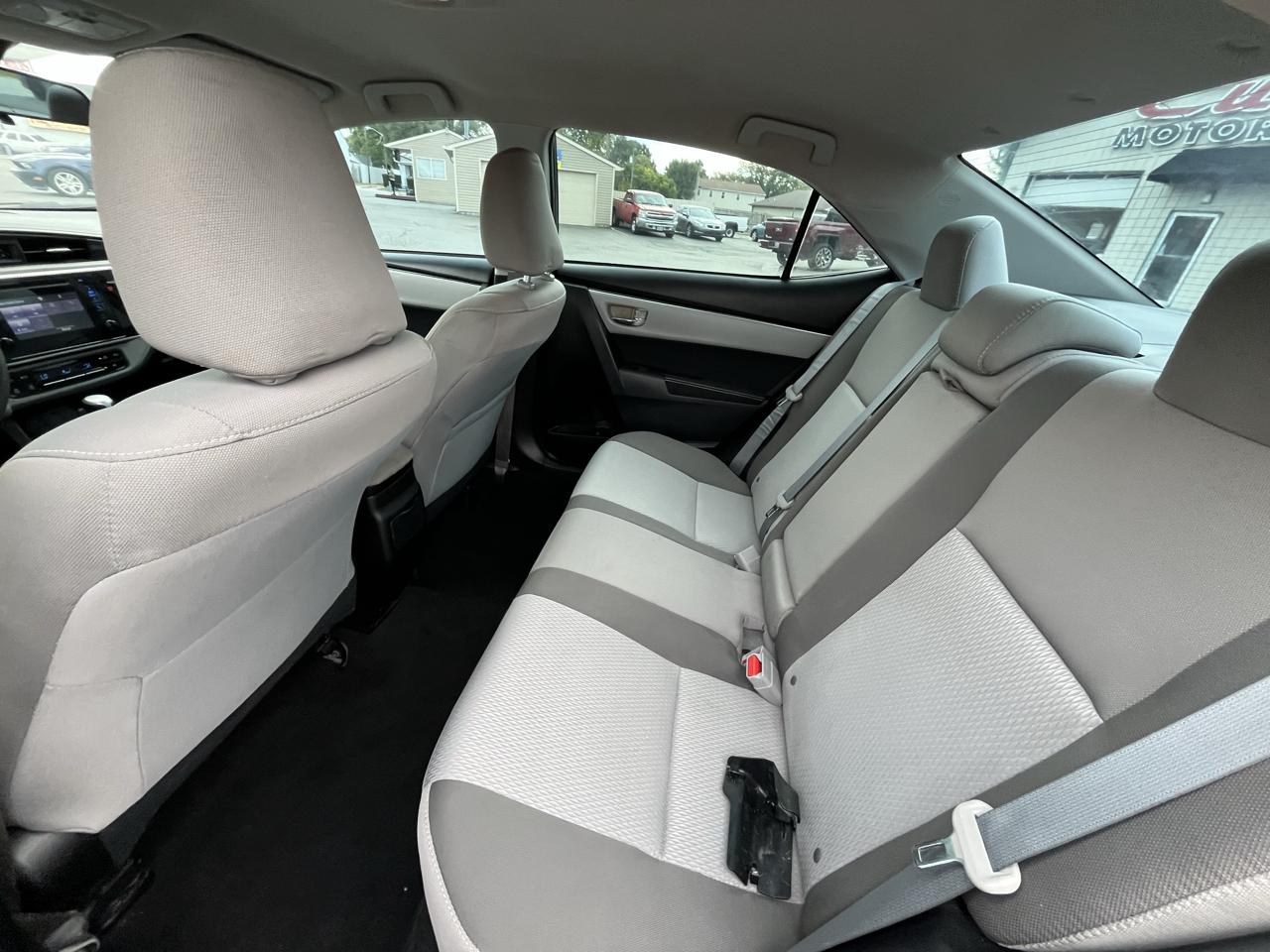 Toyota Corolla LE CVT 2017